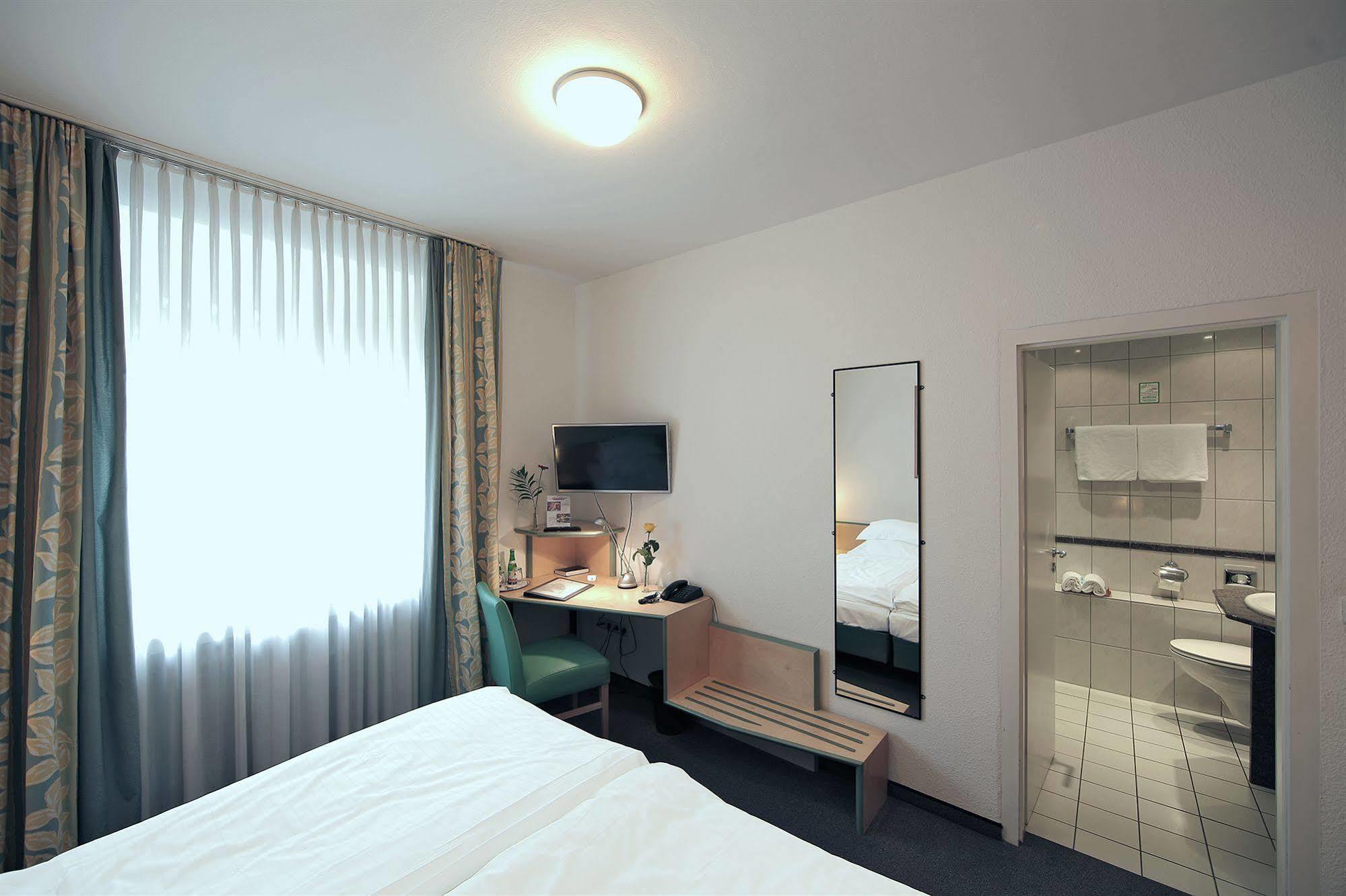 Hotel Am Hofgarten Düsseldorf Extérieur photo